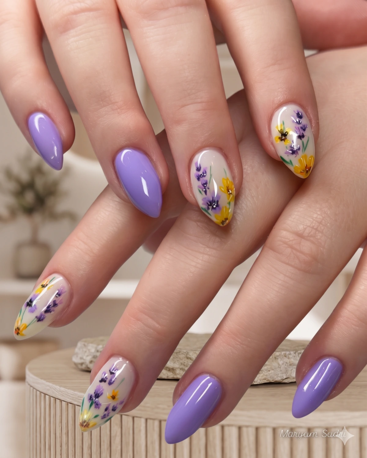 PALMS Day Spa gallery — nails, facial, laser and massage treatments