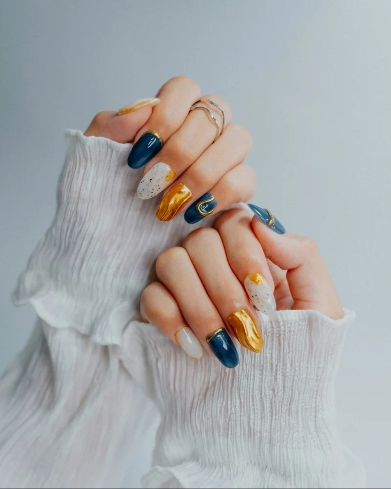 PALMS Day Spa gallery — nails, facial, laser and massage treatments